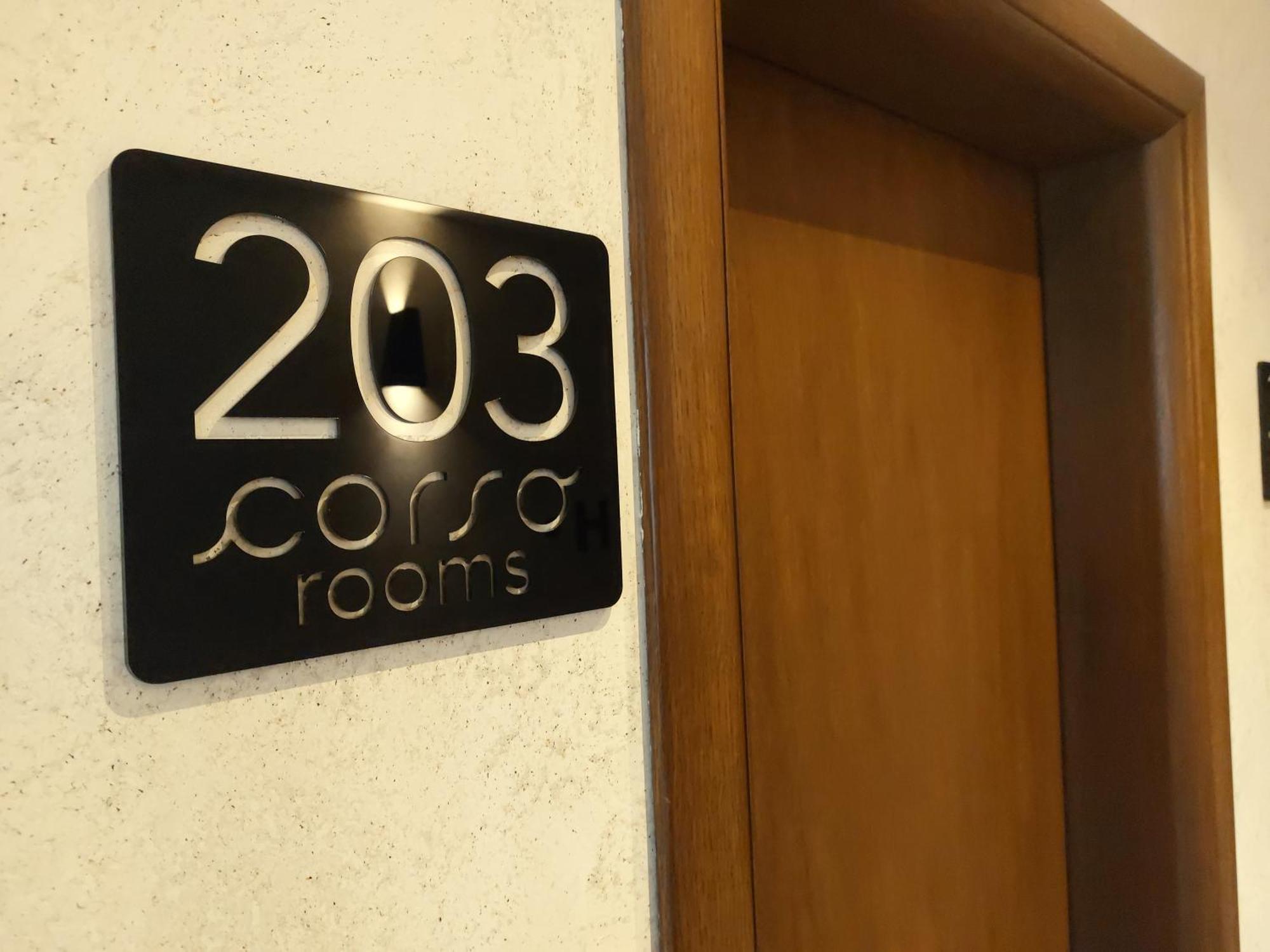 Corso Rooms City Centre 노비사드 객실 사진